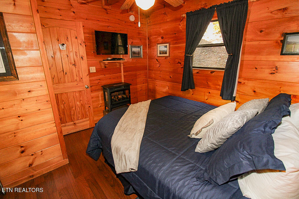 2015 Bird Ridge Road Sevierville TN 37876