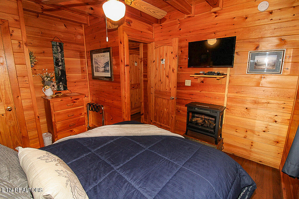 2015 Bird Ridge Road Sevierville TN 37876