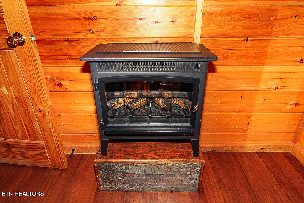 2015 Bird Ridge Road Sevierville TN 37876