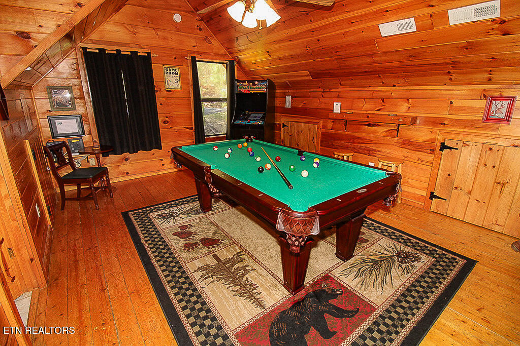 2015 Bird Ridge Road Sevierville TN 37876