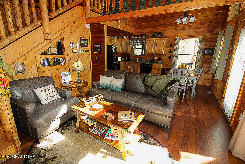 2015 Bird Ridge Road Sevierville TN 37876