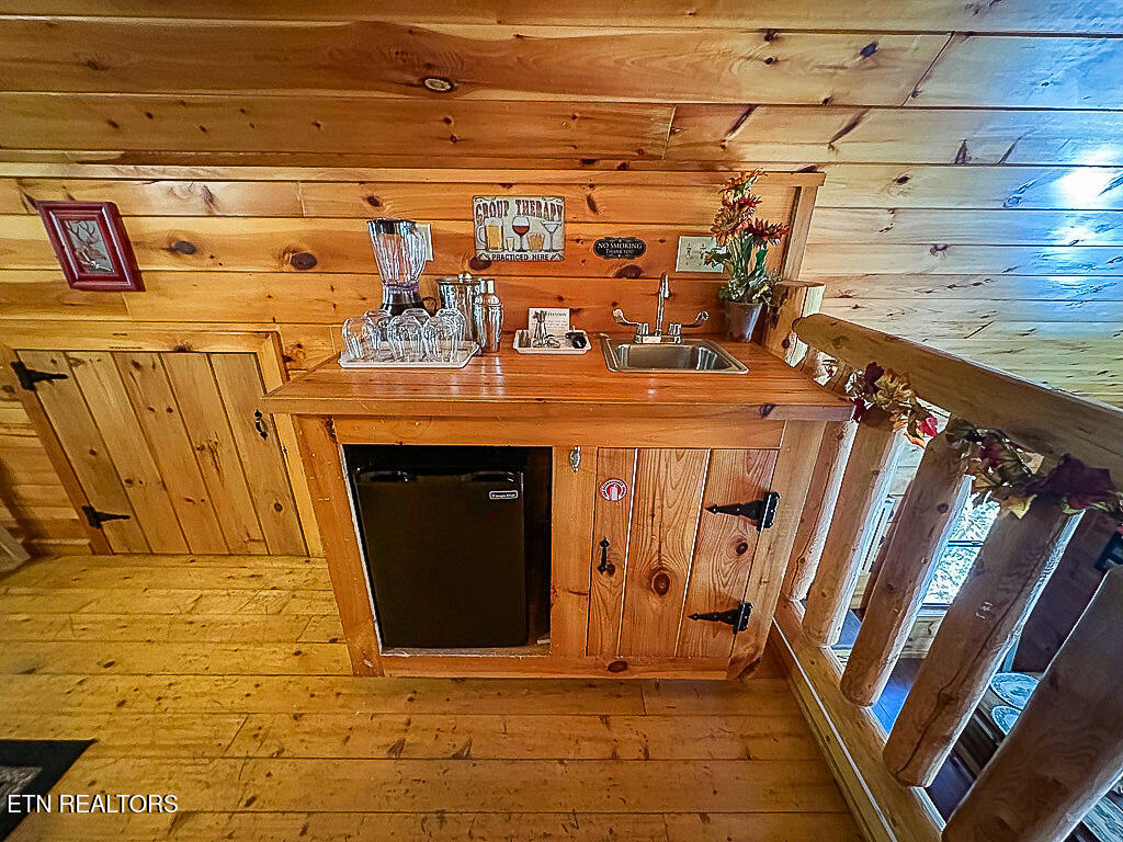 2015 Bird Ridge Road Sevierville TN 37876