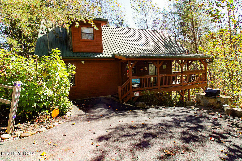 2015 Bird Ridge Road Sevierville TN 37876