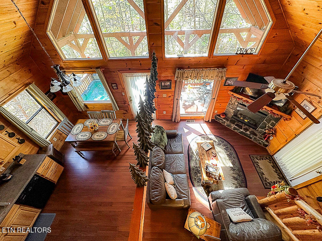 2015 Bird Ridge Road Sevierville TN 37876