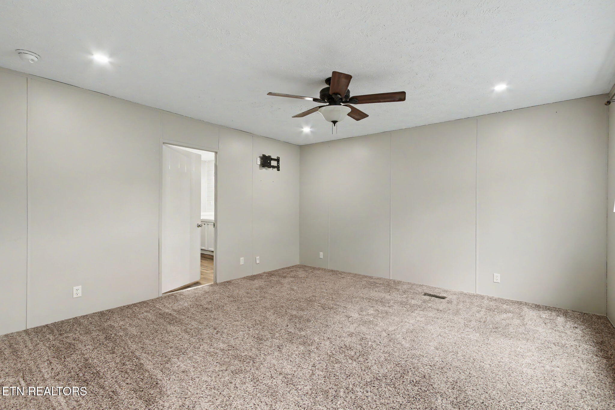 1921 Jerry Lynn Way Seymour TN 37865