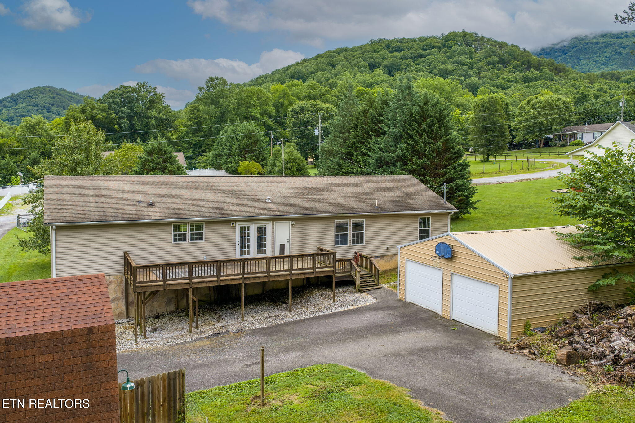 1921 Jerry Lynn Way Seymour TN 37865