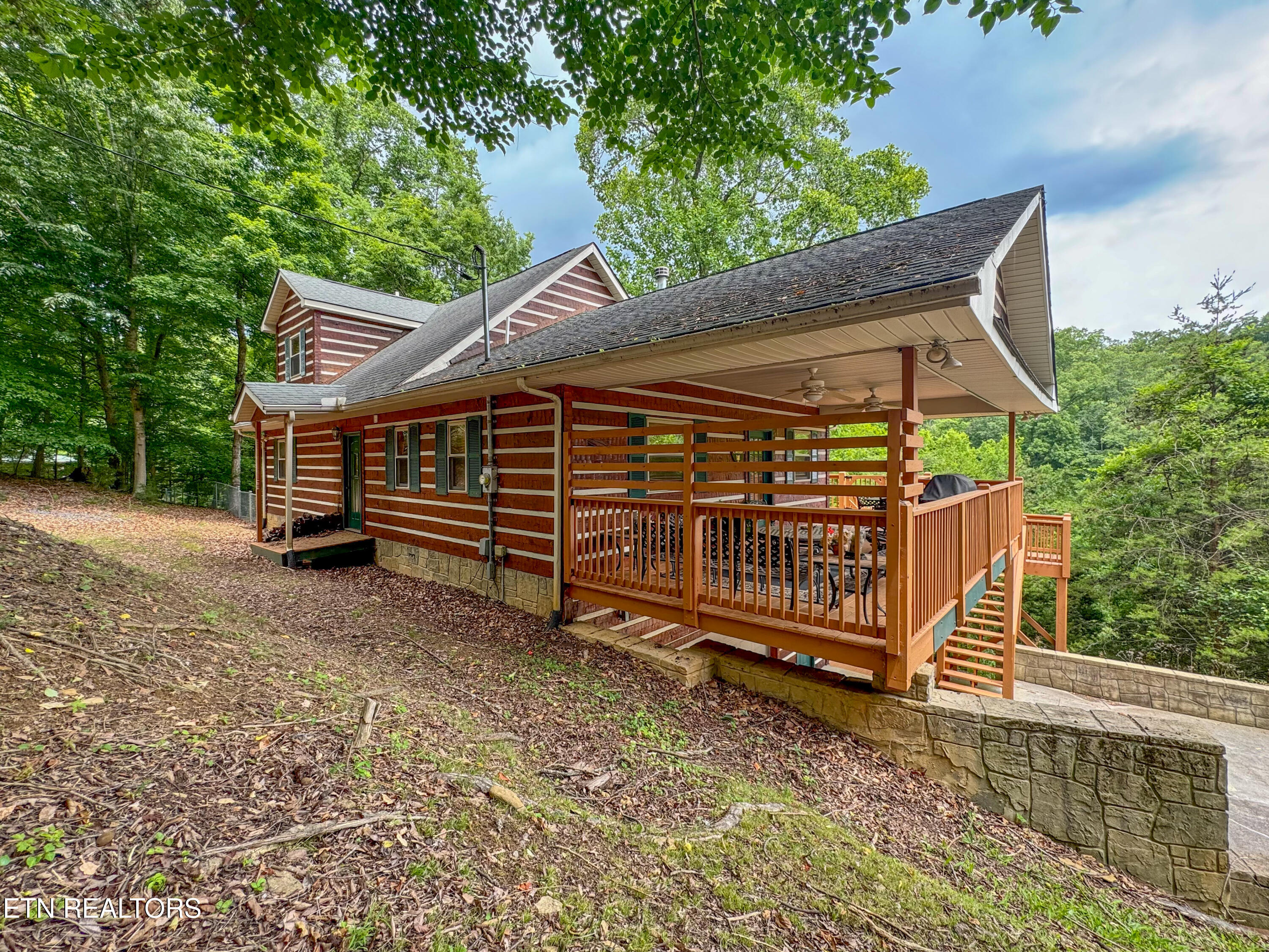 429 Filet Lane Dandridge TN 37725