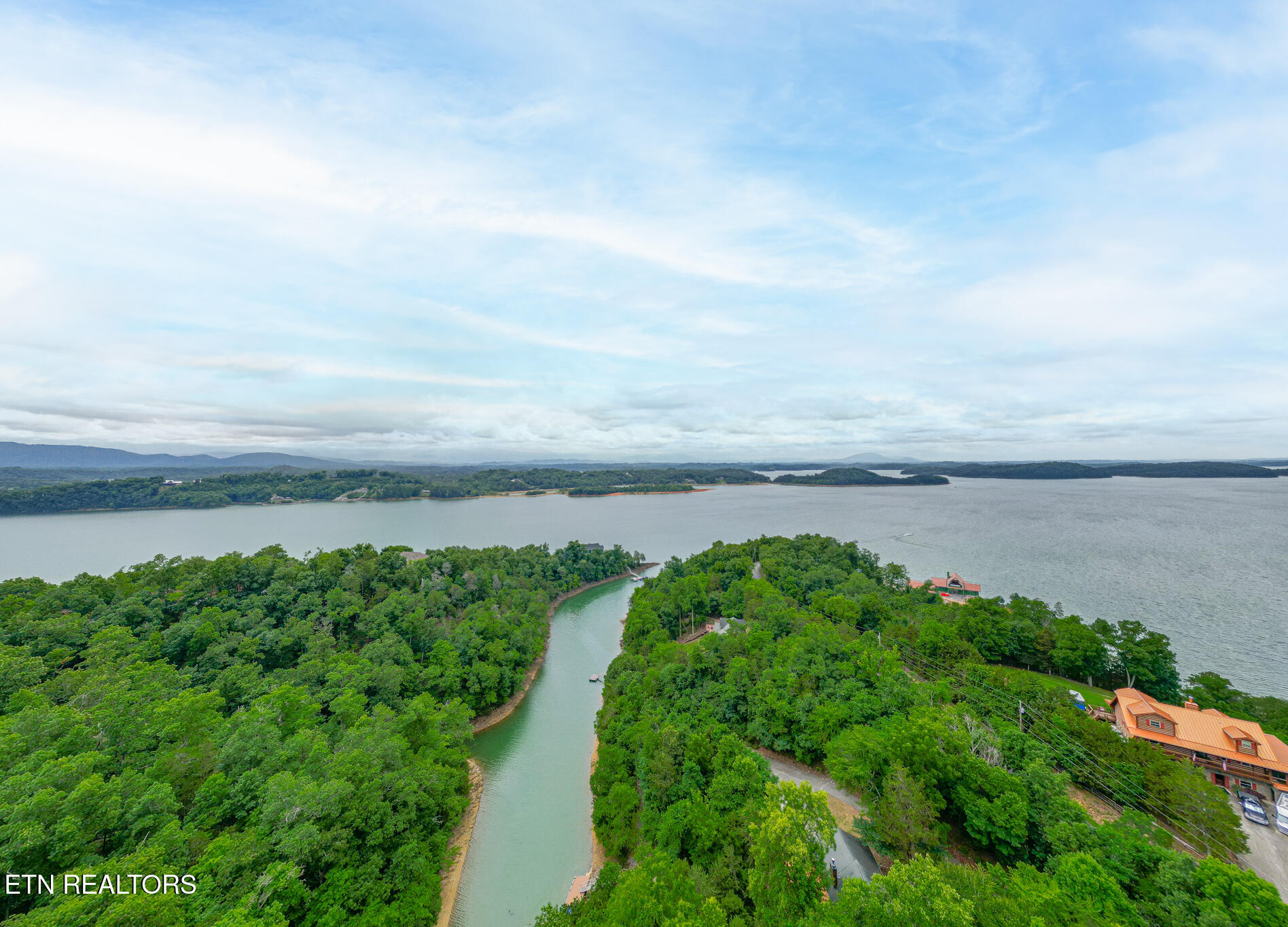 429 Filet Lane Dandridge TN 37725