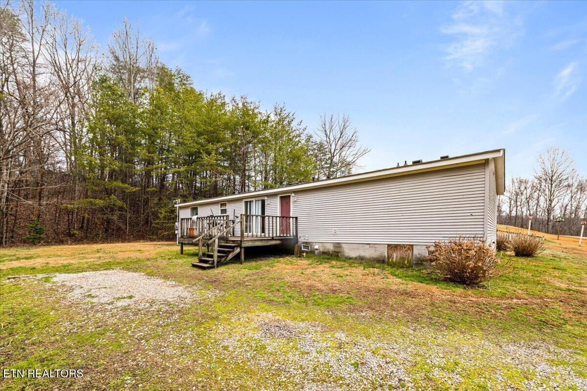 223 White Lane Caryville TN 37714