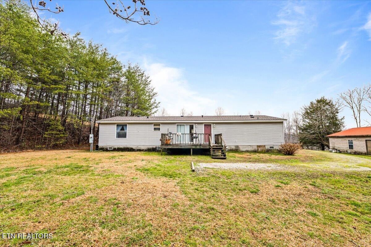 223 White Lane Caryville TN 37714