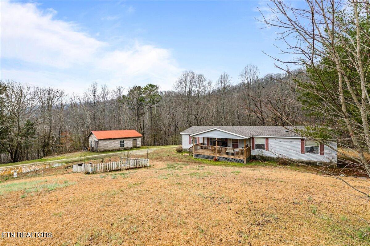 223 White Lane Caryville TN 37714