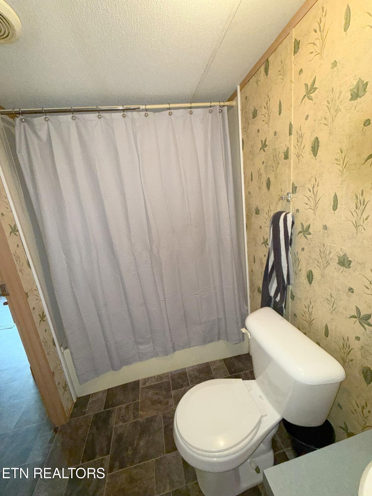 138 Pearly Ward Lane Caryville TN 37714