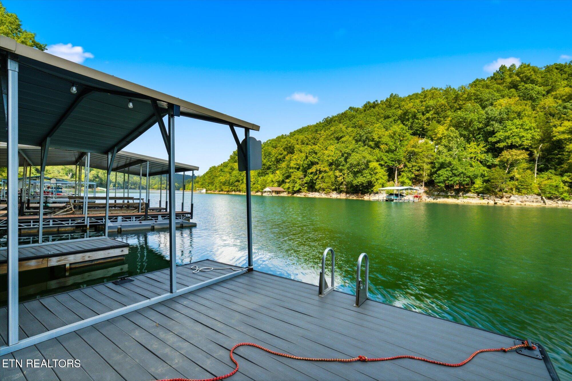 125 Flat Lake Circle Speedwell TN 37870