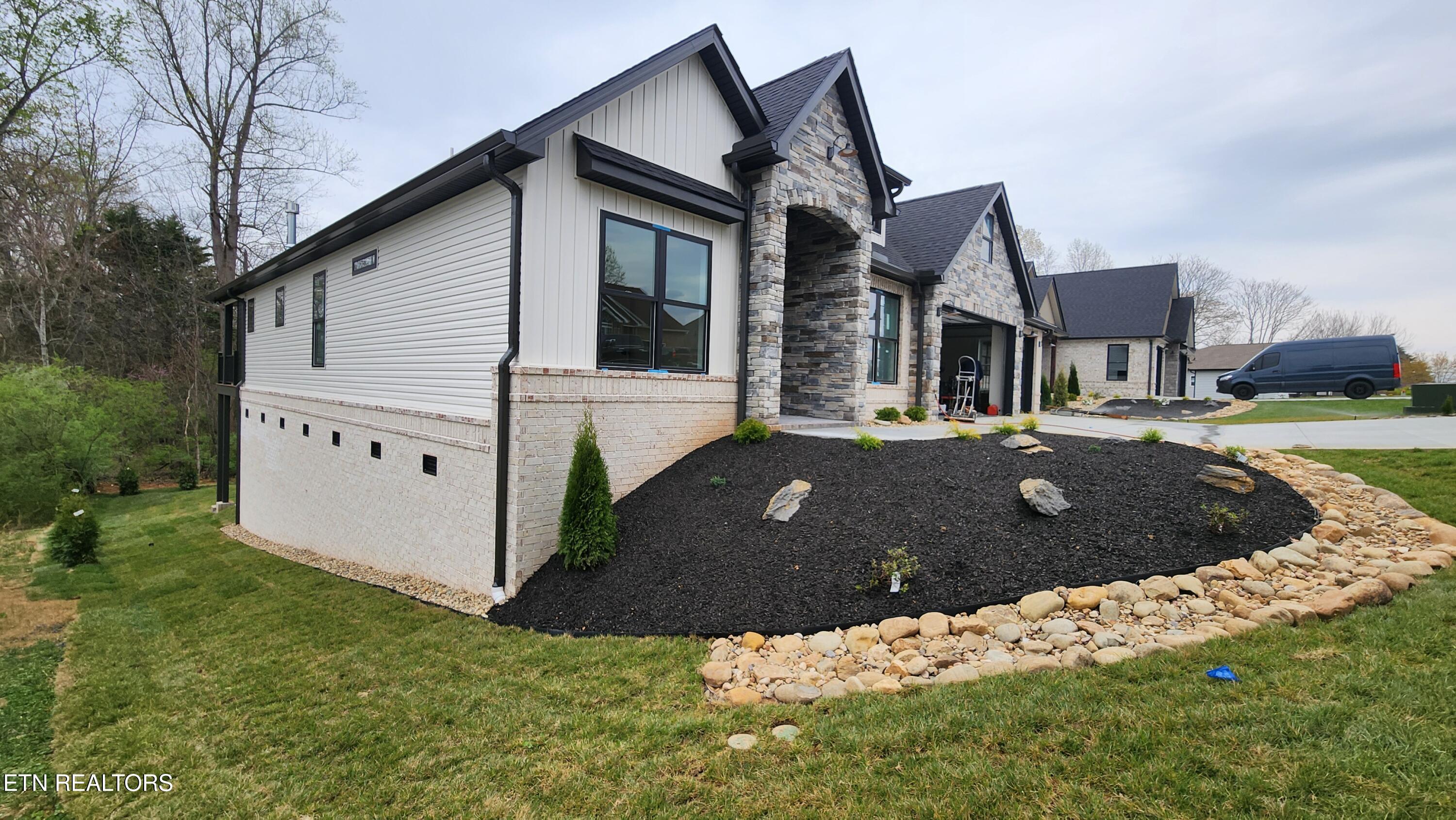 155 Oohleeno Way Loudon TN 37774