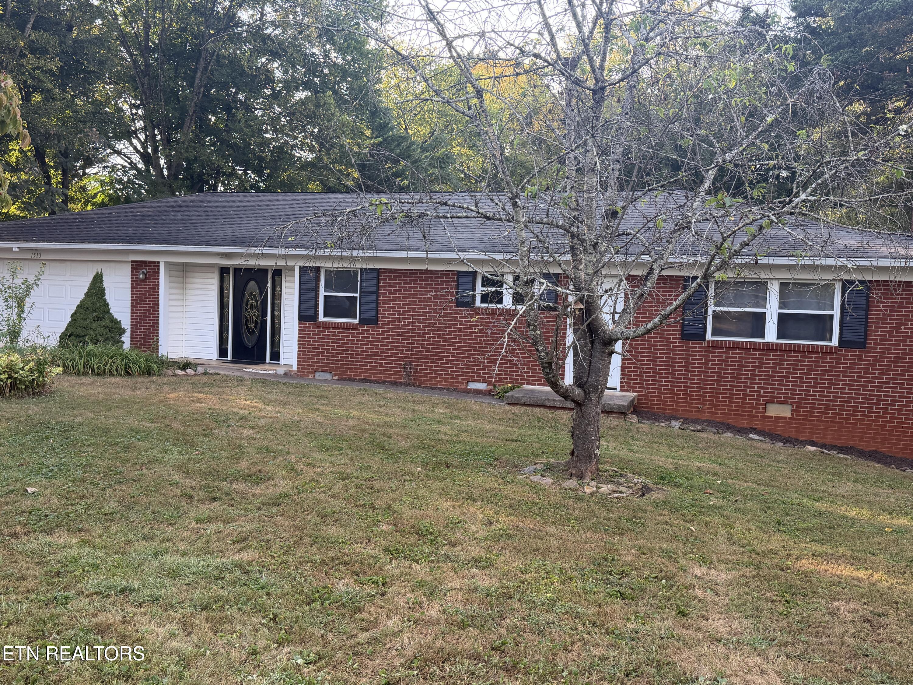 1513 Fair Drive Knoxville TN 37918