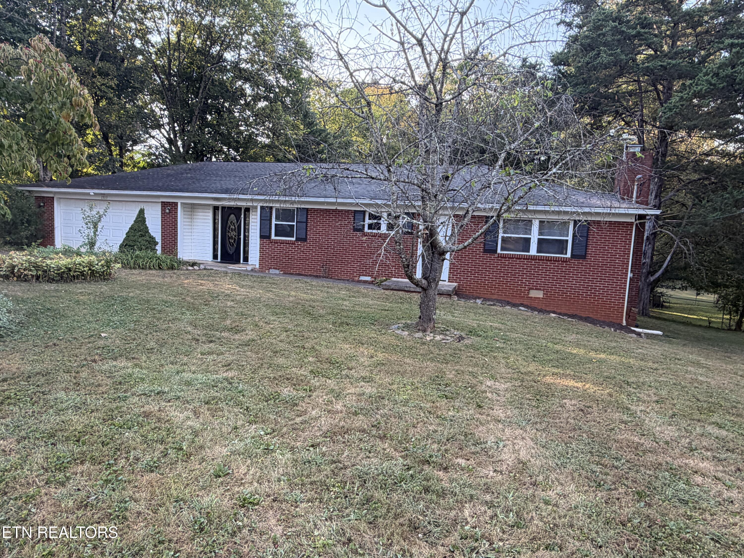 1513 Fair Drive Knoxville TN 37918