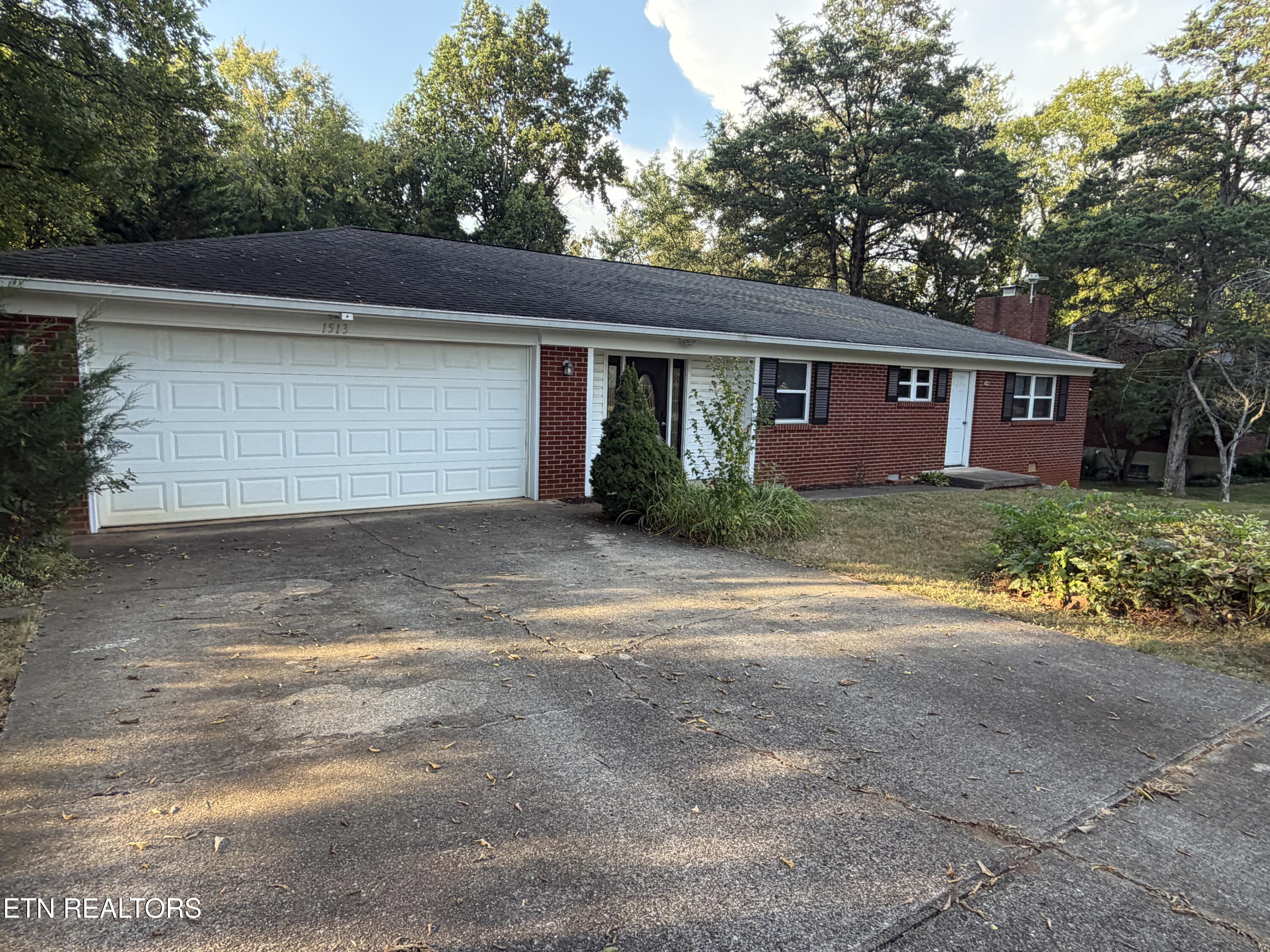 1513 Fair Drive Knoxville TN 37918