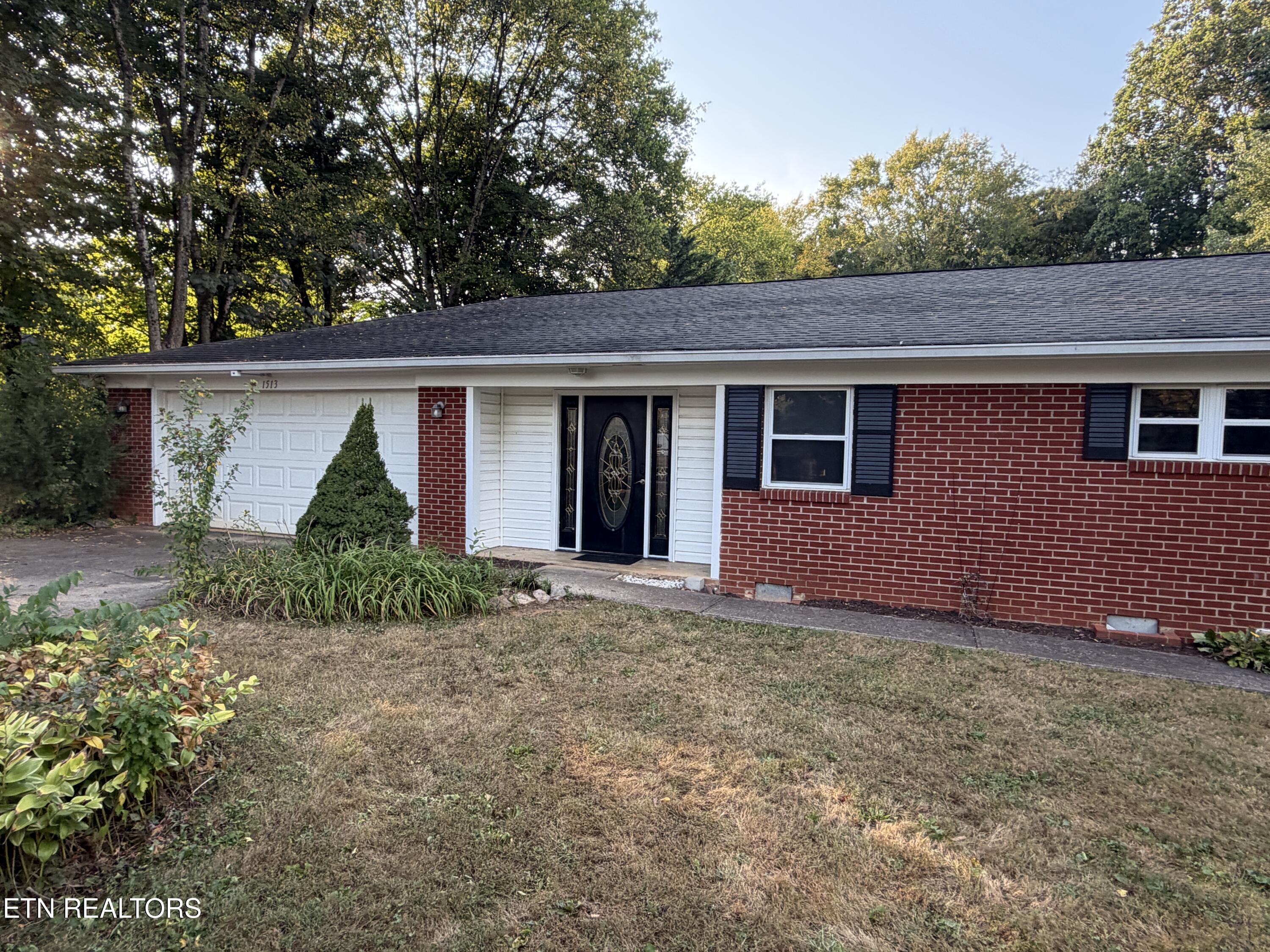 1513 Fair Drive Knoxville TN 37918