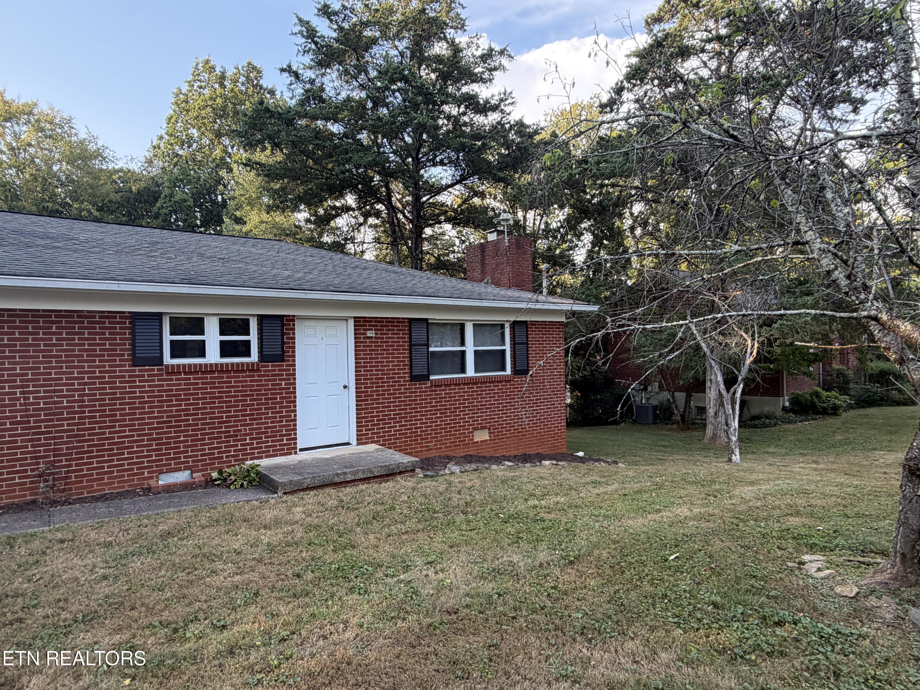 1513 Fair Drive Knoxville TN 37918