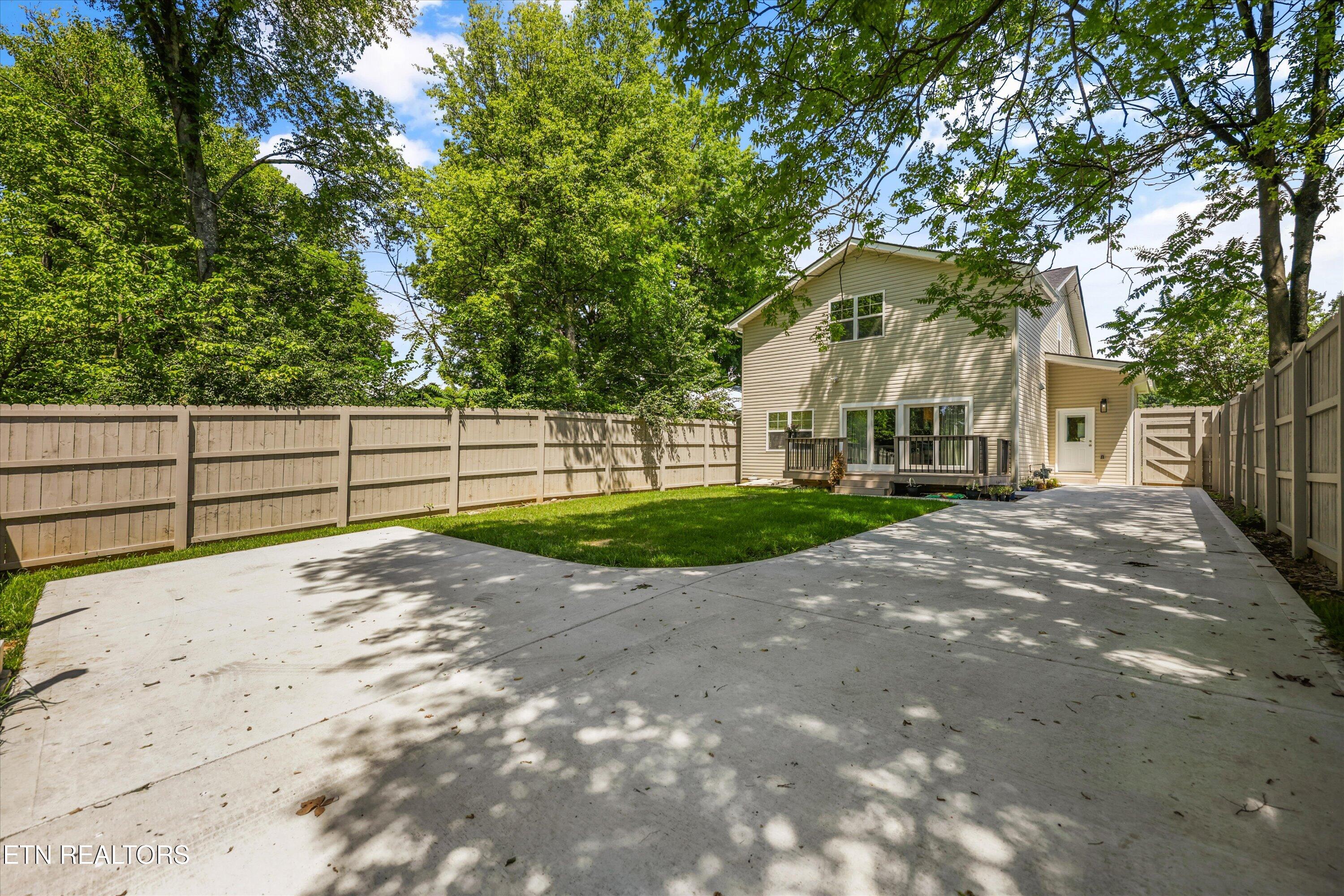712 Atlantic Avenue Knoxville TN 37917