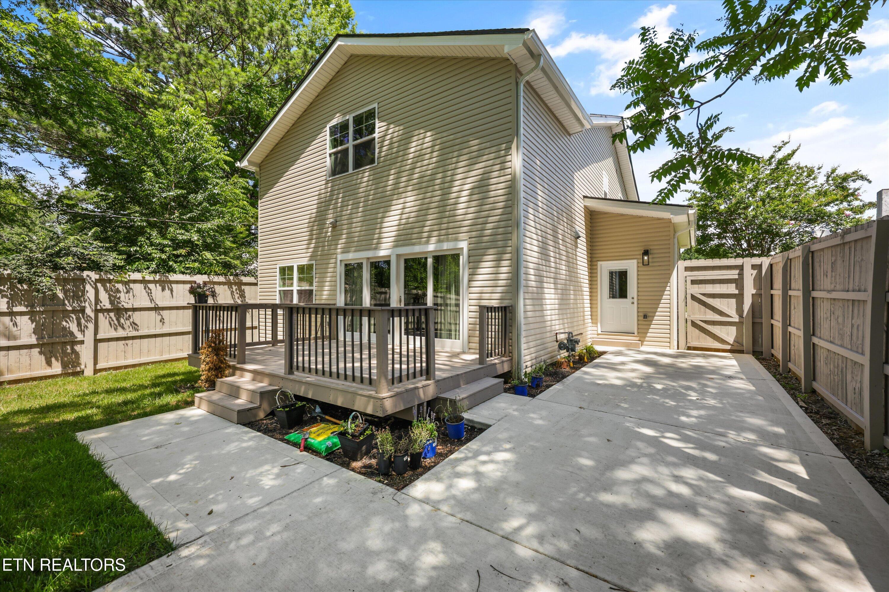 712 Atlantic Avenue Knoxville TN 37917