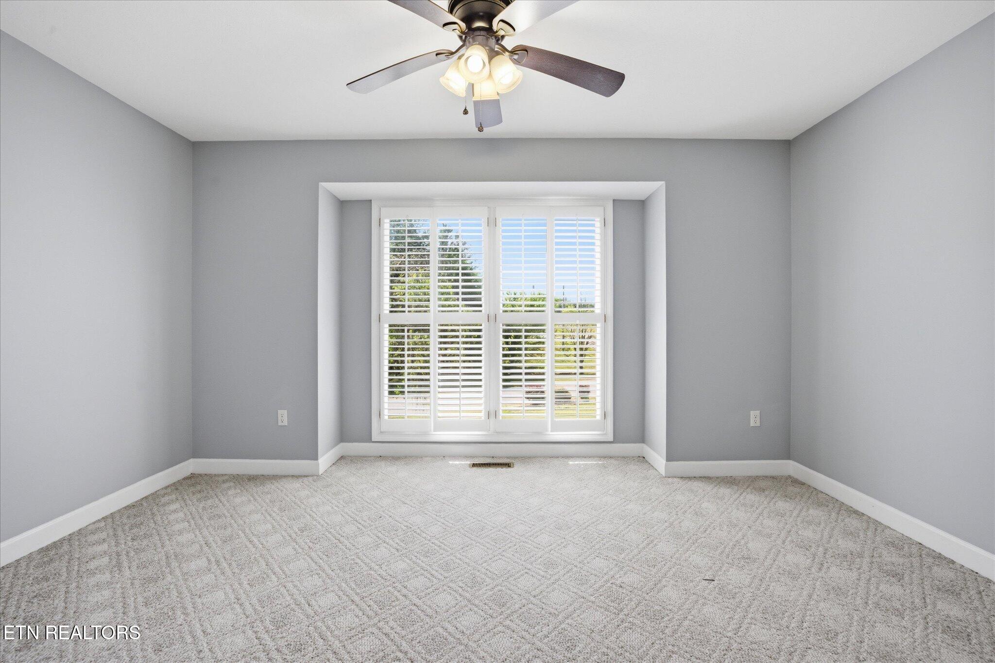 169 Perkins Lane Jacksboro TN 37757