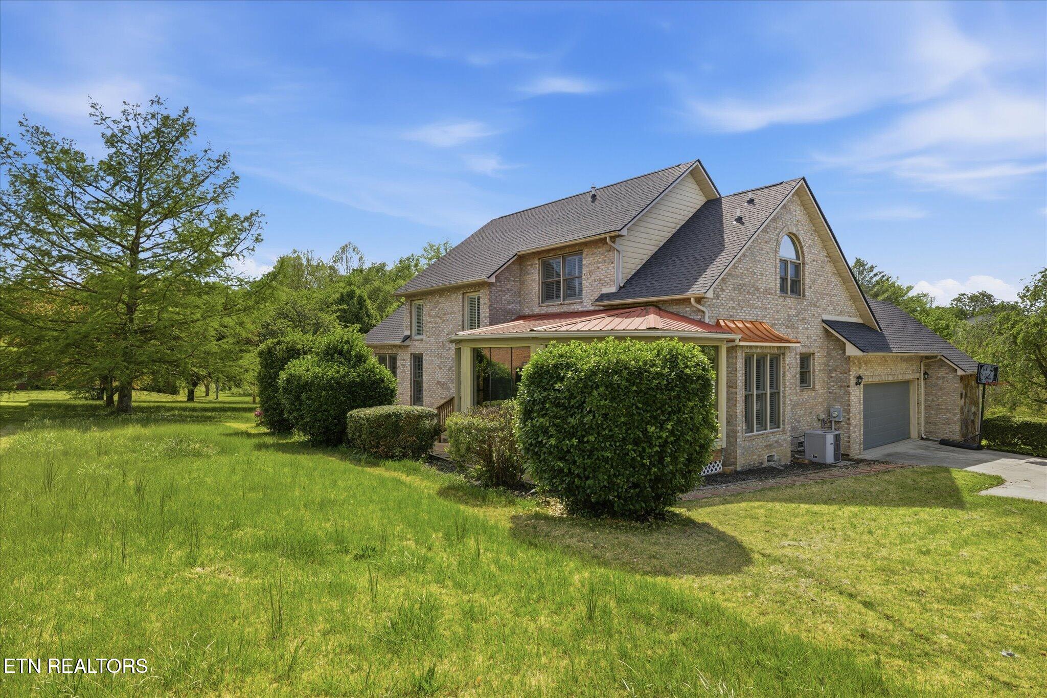 169 Perkins Lane Jacksboro TN 37757