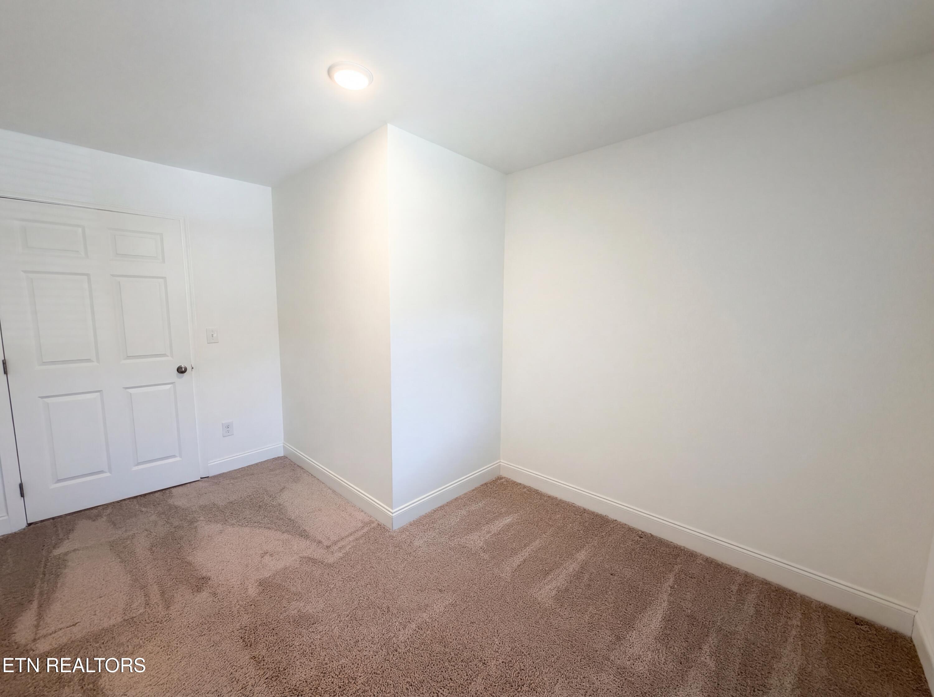 2714 Green Ash Lane Knoxville TN 37932
