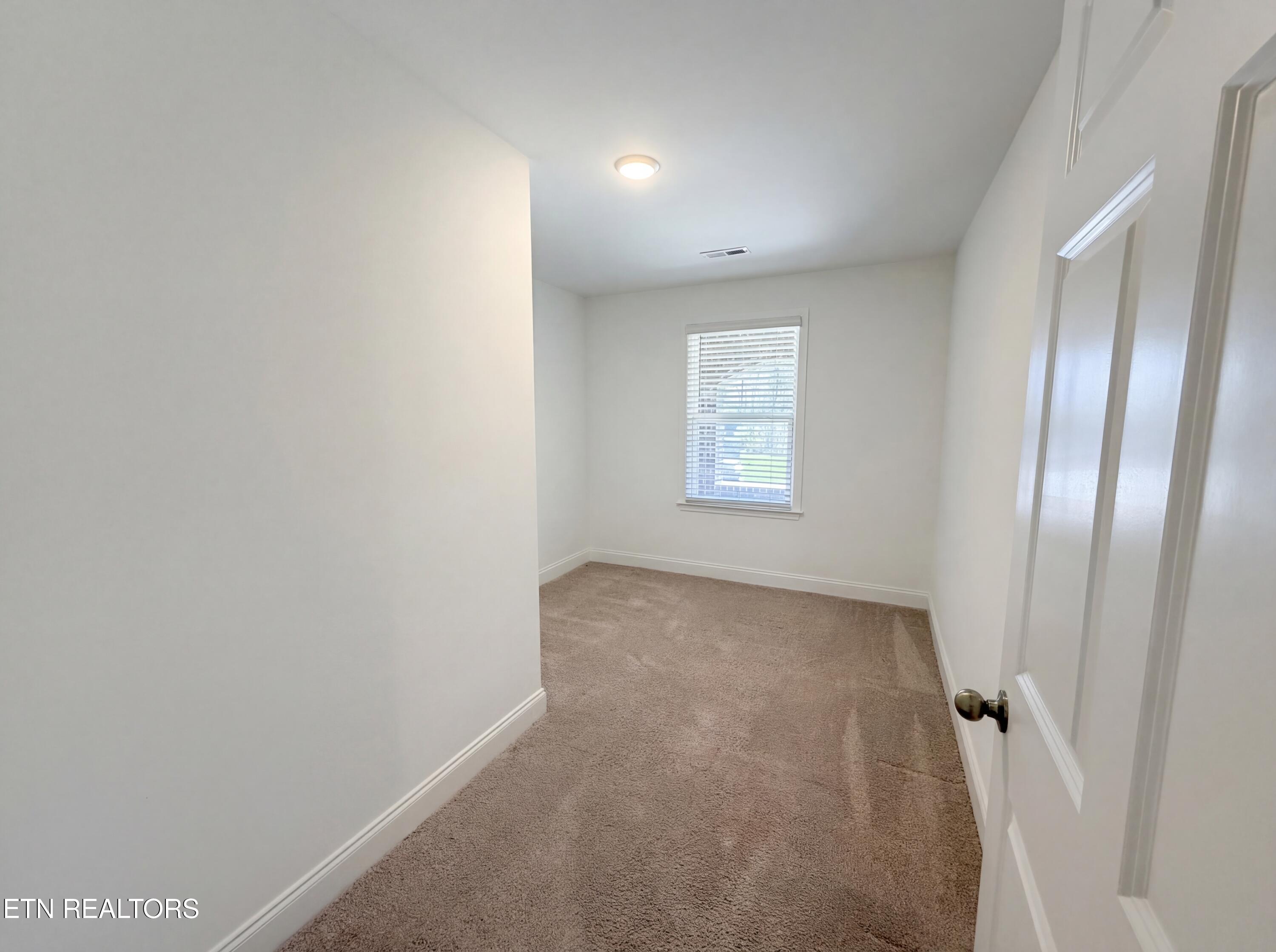 2714 Green Ash Lane Knoxville TN 37932
