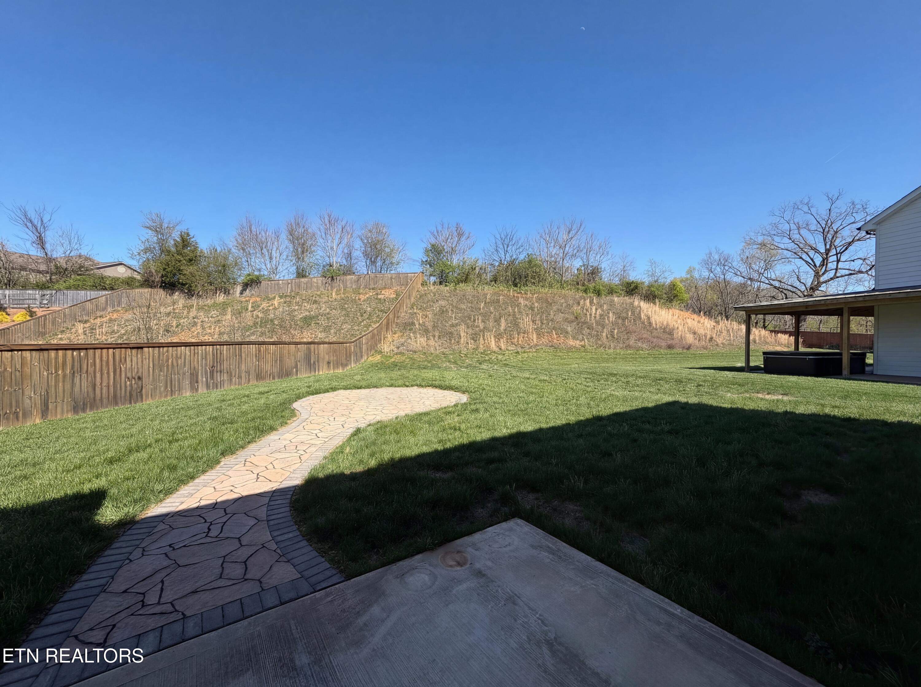 2714 Green Ash Lane Knoxville TN 37932