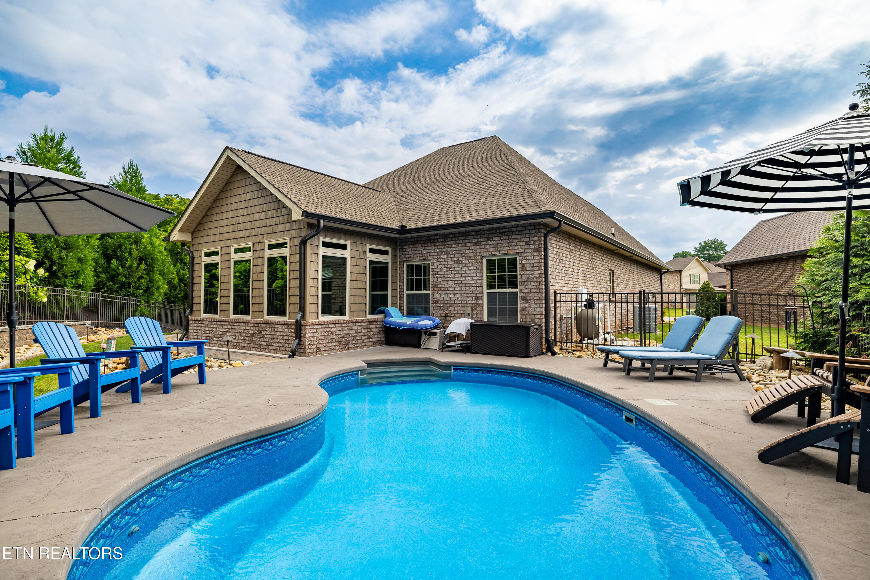 2326 Torrey Pines Drive Maryville TN 37801