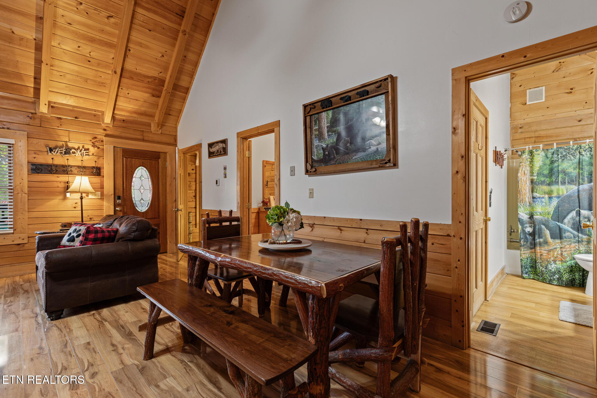 716 Golden Eagle Way Pigeon Forge TN 37863