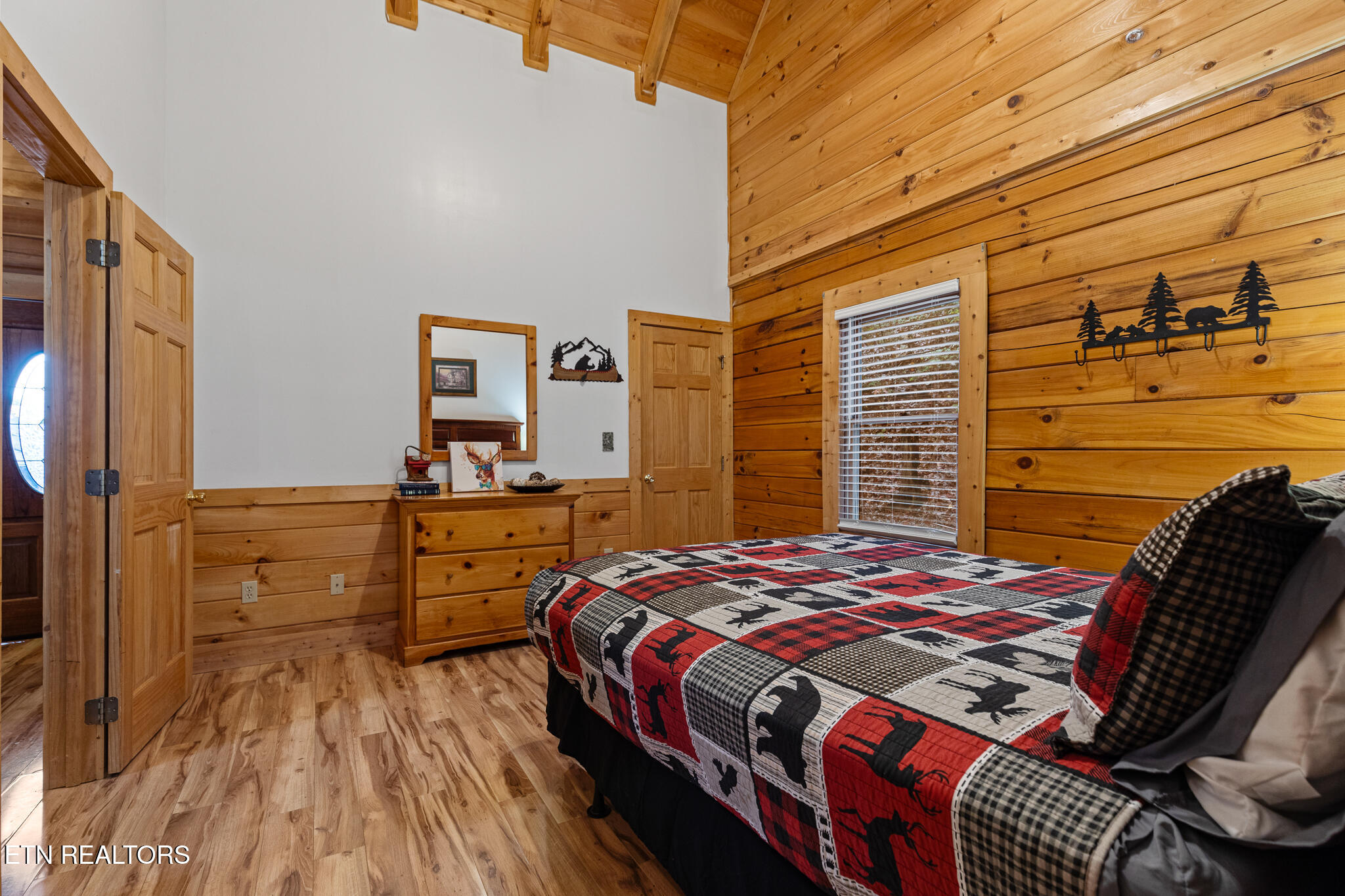 716 Golden Eagle Way Pigeon Forge TN 37863