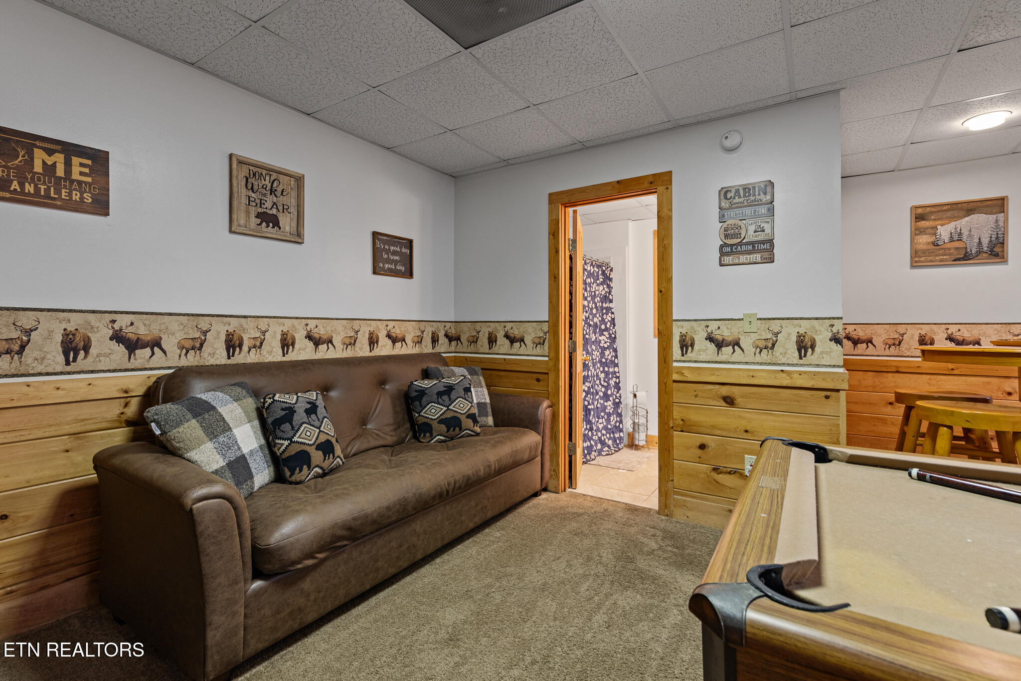 716 Golden Eagle Way Pigeon Forge TN 37863