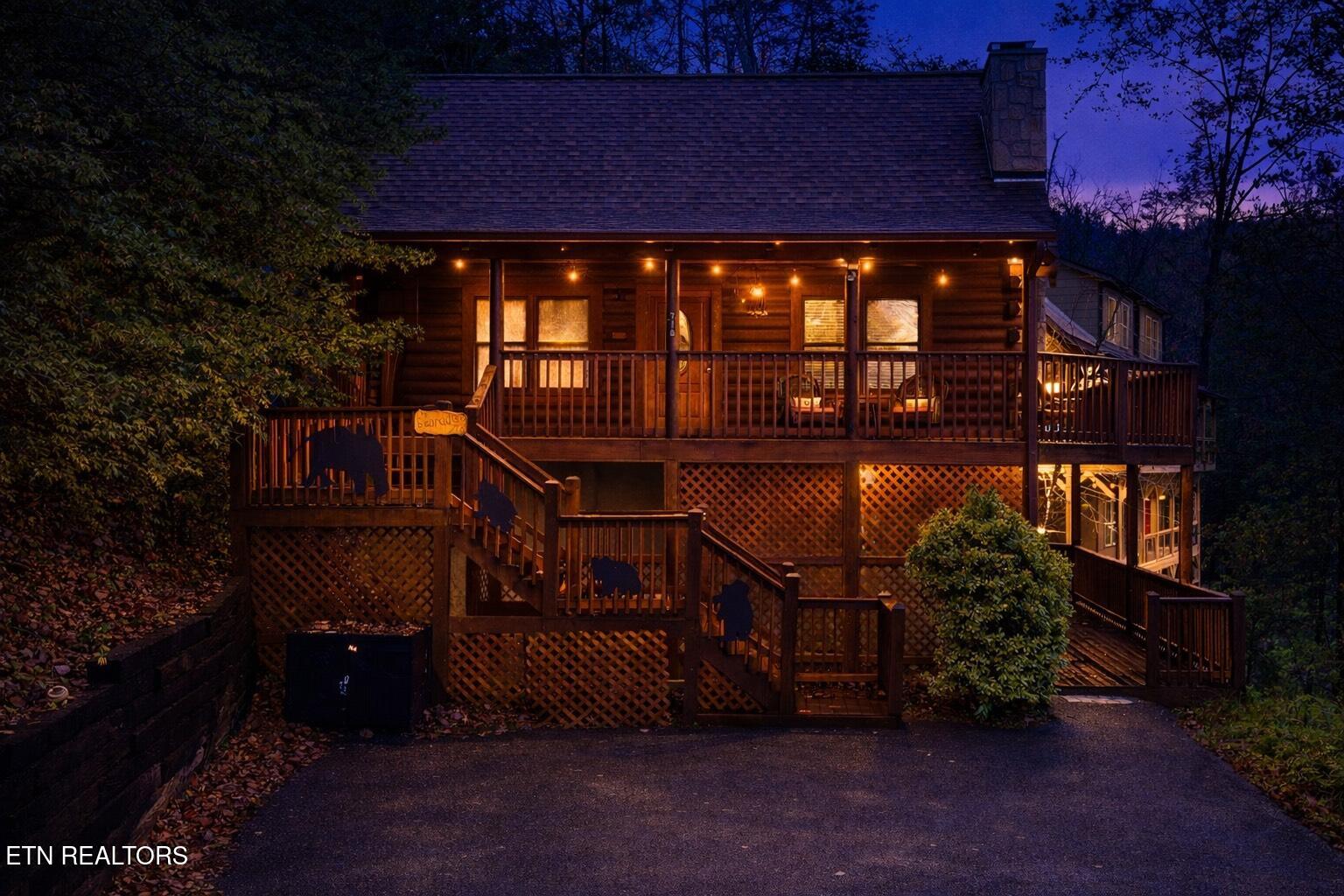 716 Golden Eagle Way Pigeon Forge TN 37863