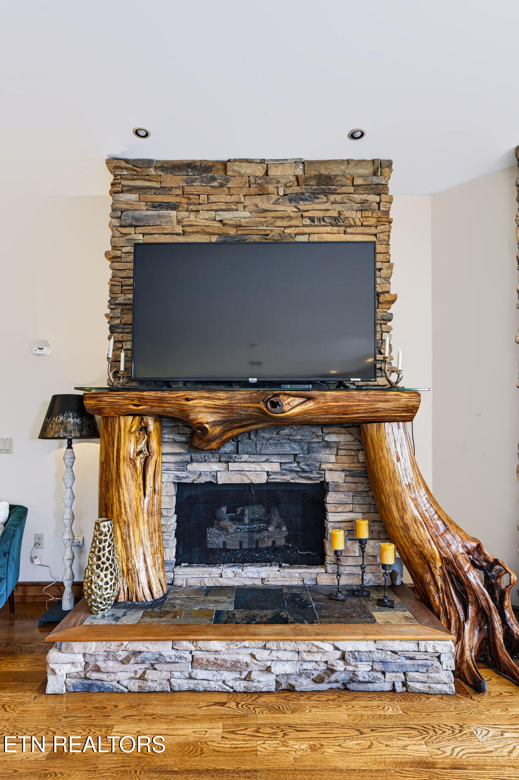 1441 Mountain Ash Way Sevierville TN 37876