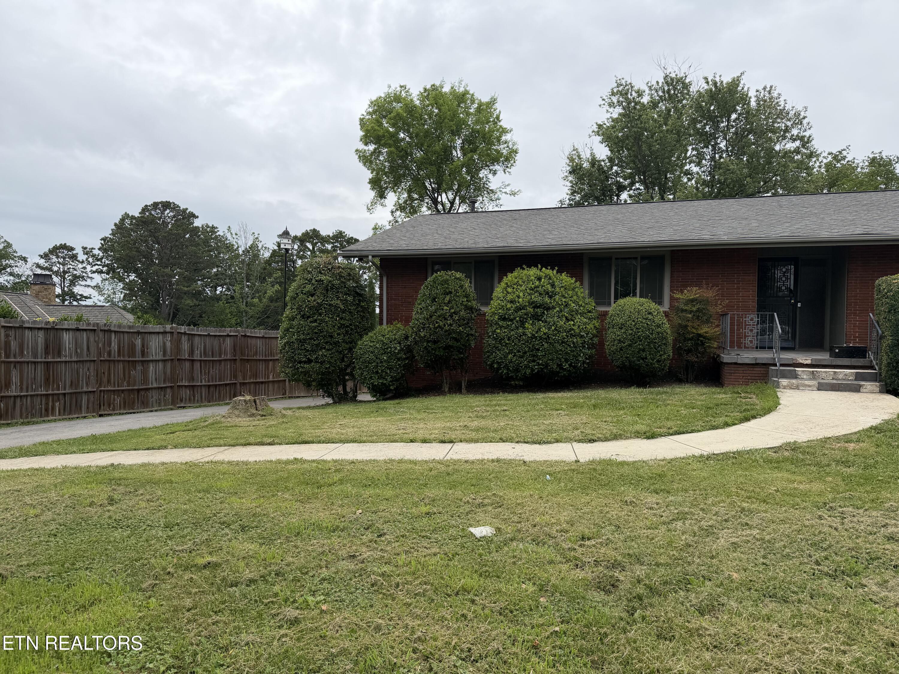 7501 Sheffield Drive Knoxville TN 37909