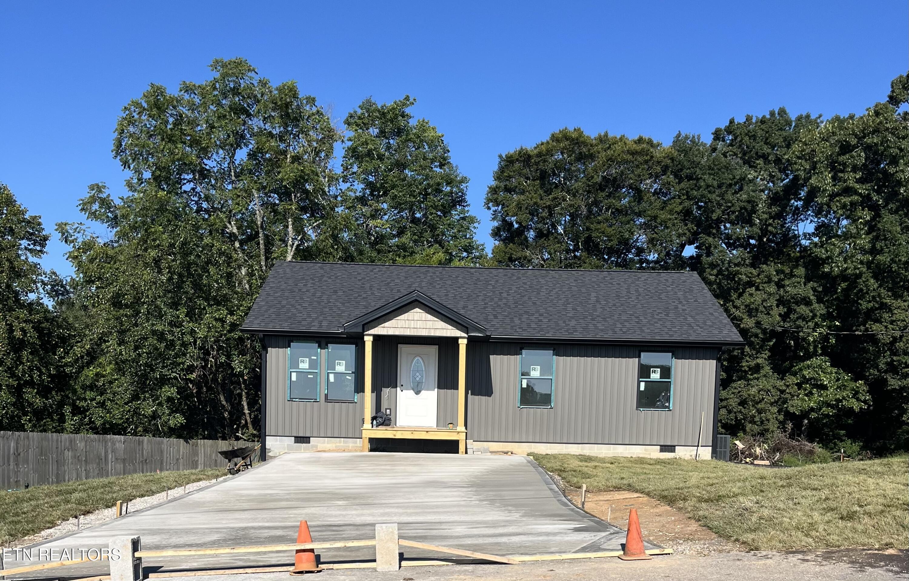 207 Long Hollow Road Clinton TN 37716