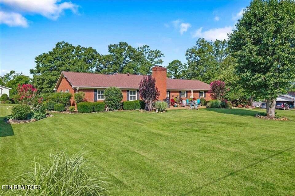 1101 Brentwood Drive Etowah TN 37331