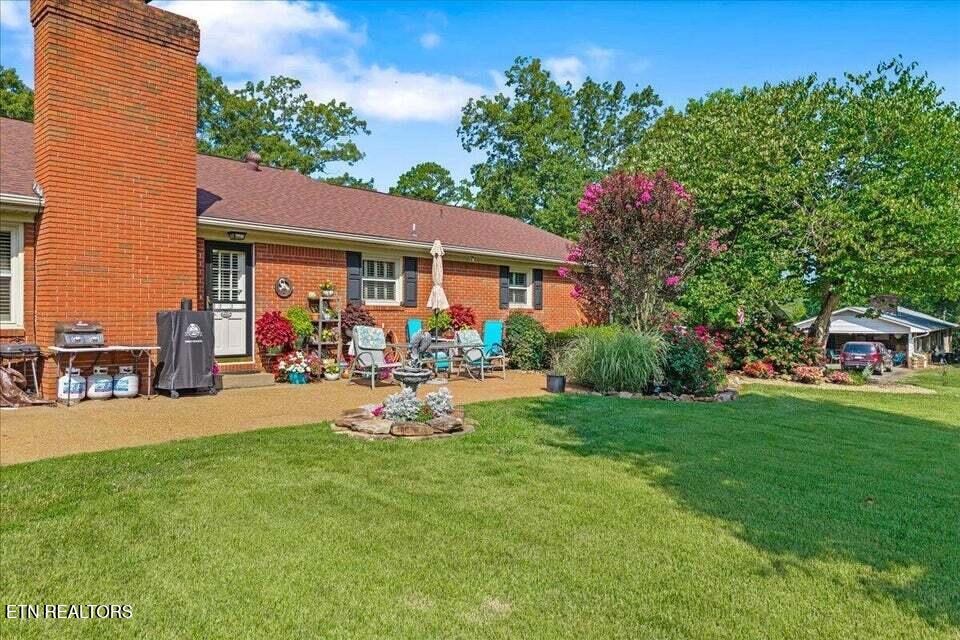 1101 Brentwood Drive Etowah TN 37331