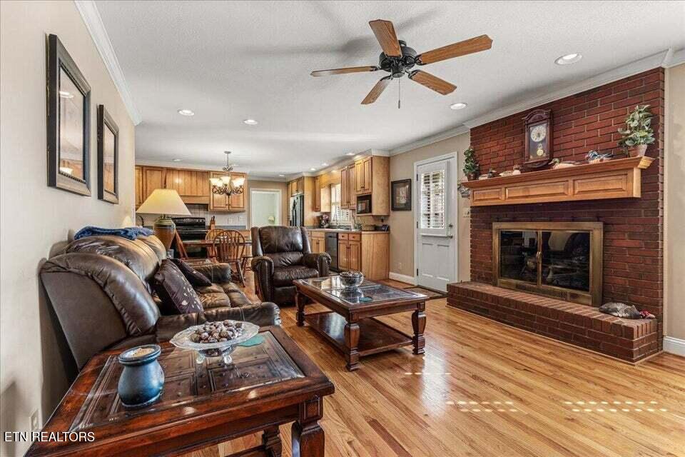 1101 Brentwood Drive Etowah TN 37331
