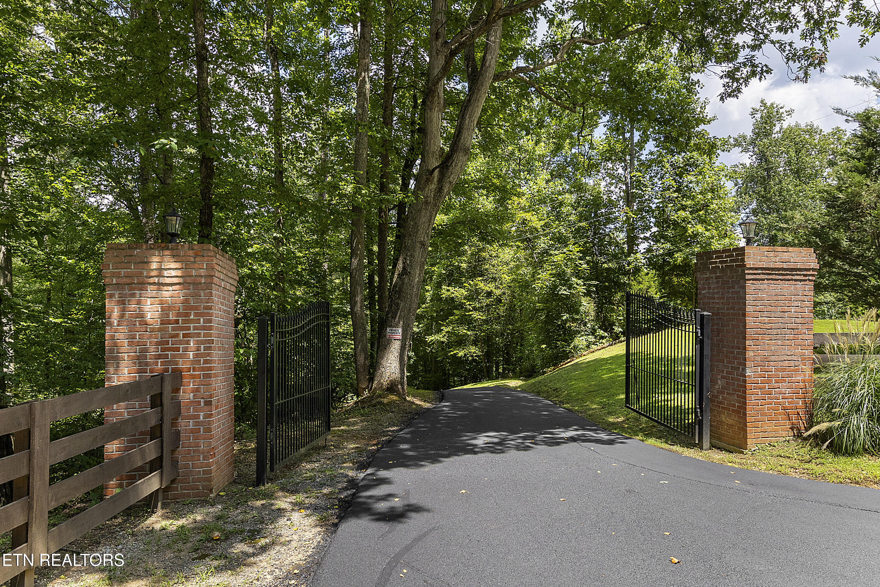 970 Cave Creek Road Loudon TN 37774