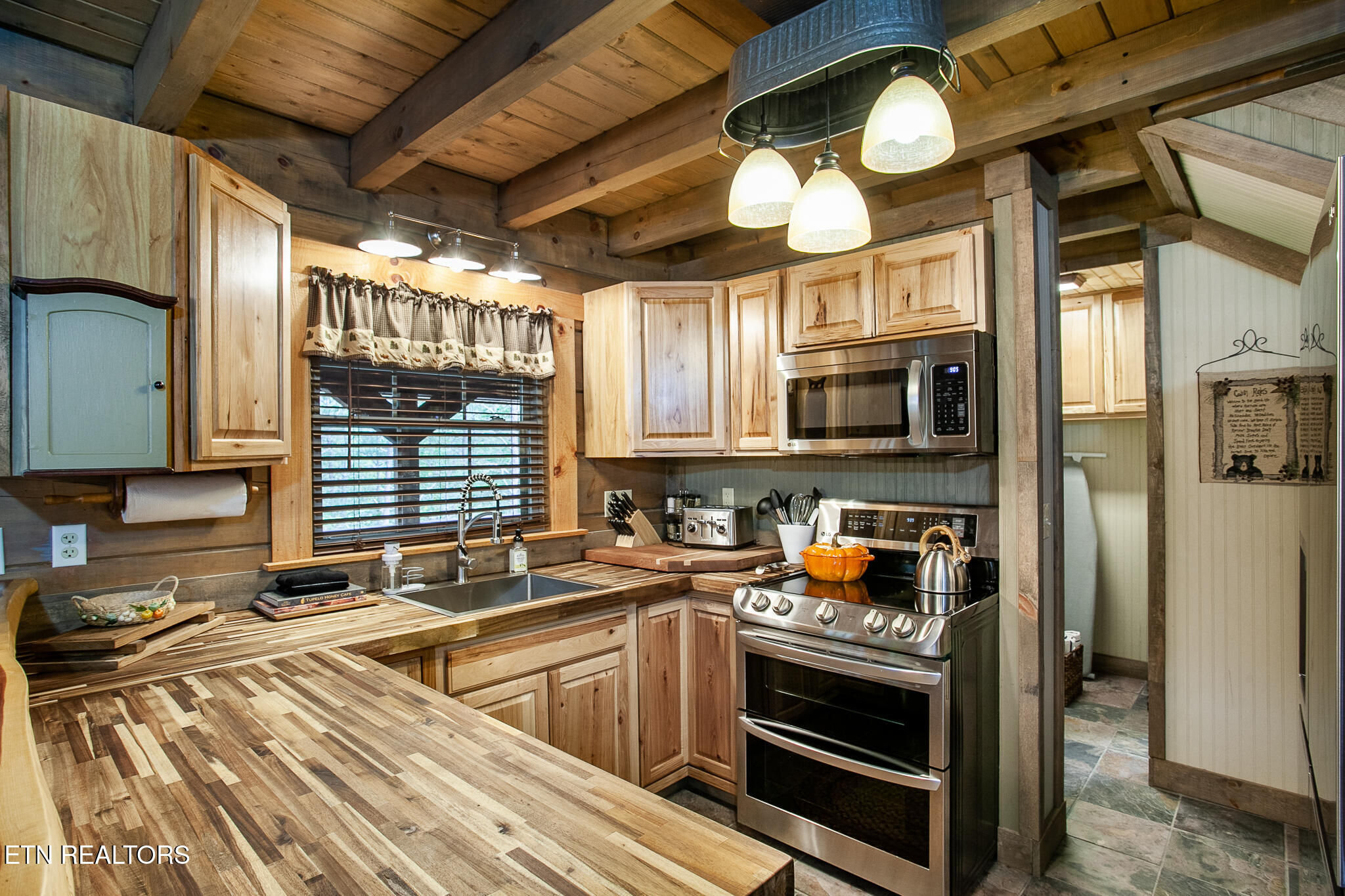 218 Rule Way Sevierville TN 37876