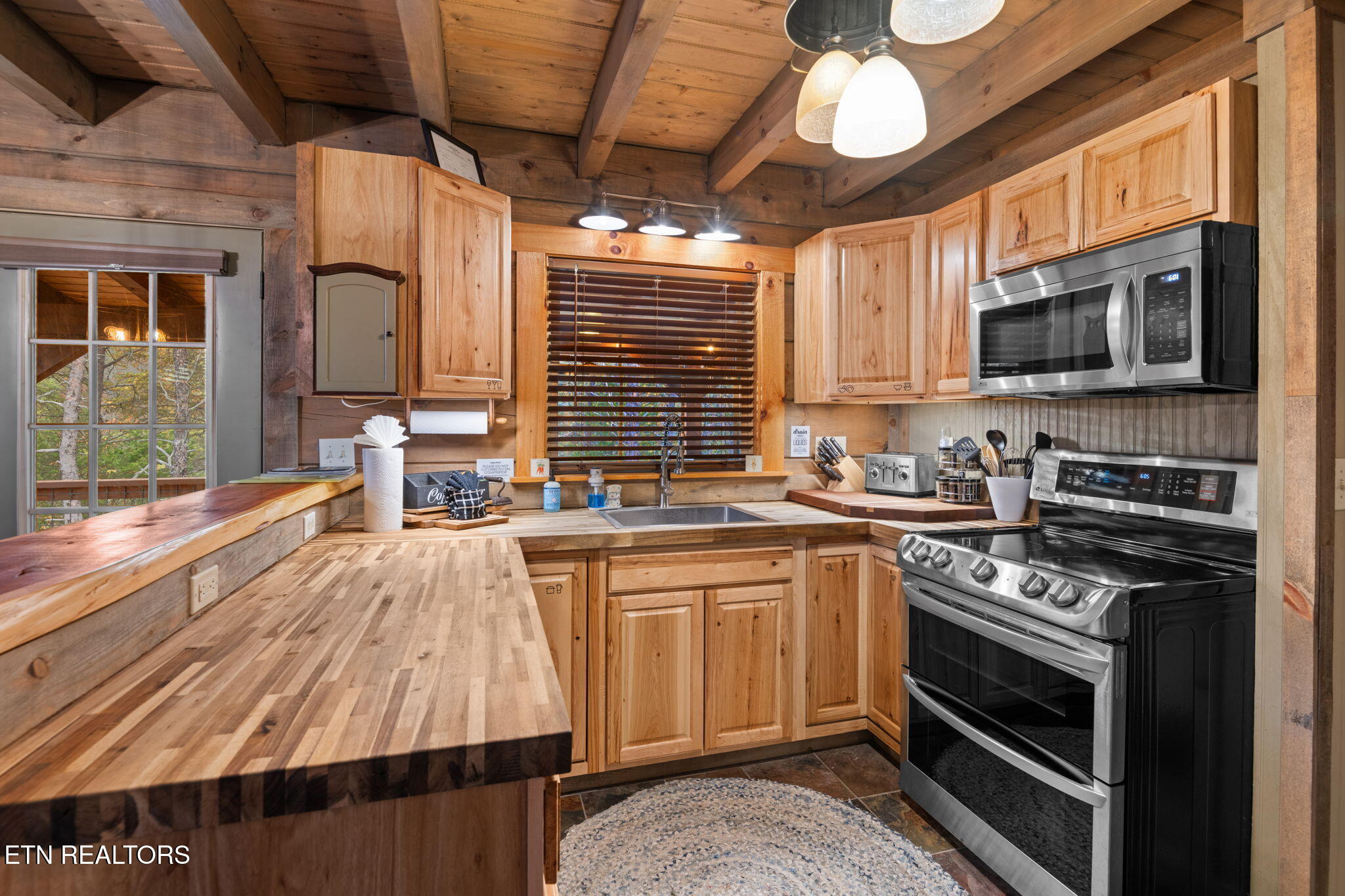 218 Rule Way Sevierville TN 37876