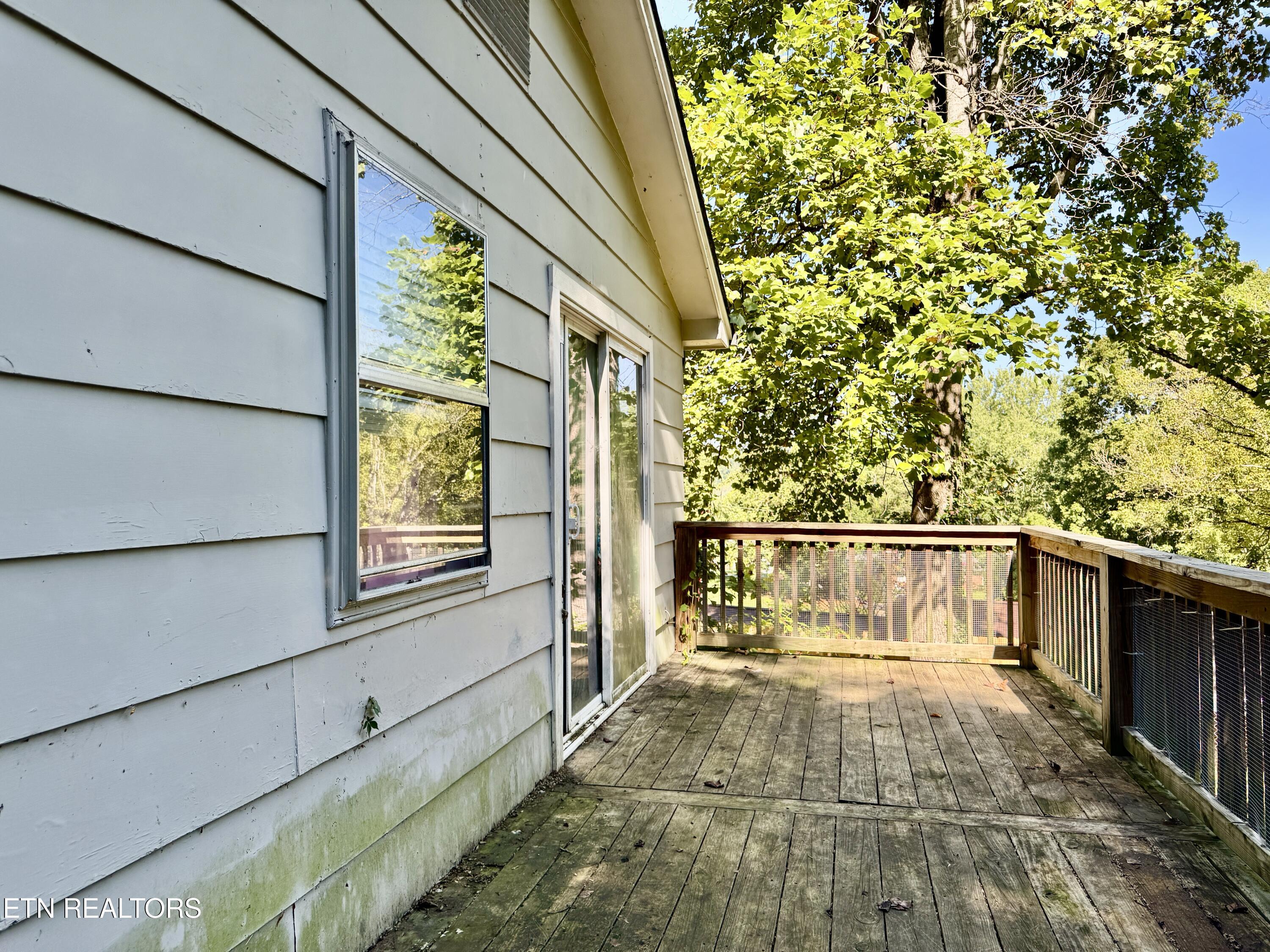 128 Bettis Lane Kingston TN 37763