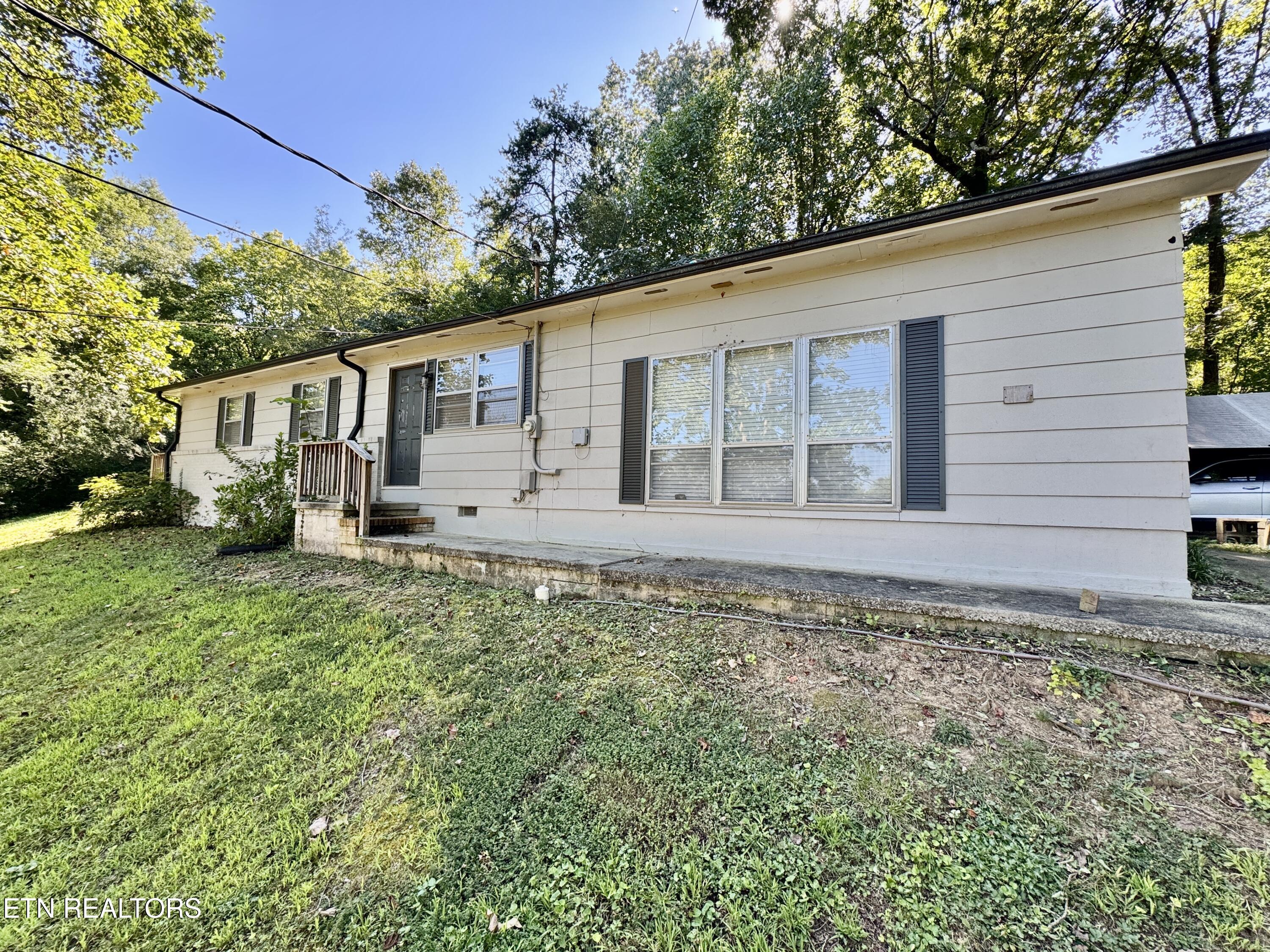 128 Bettis Lane Kingston TN 37763