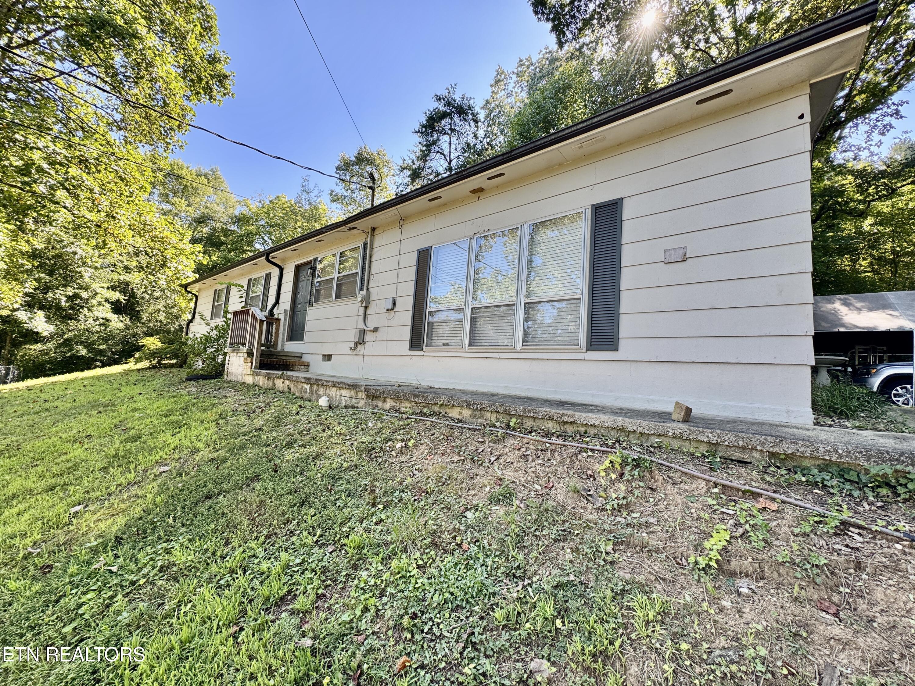 128 Bettis Lane Kingston TN 37763