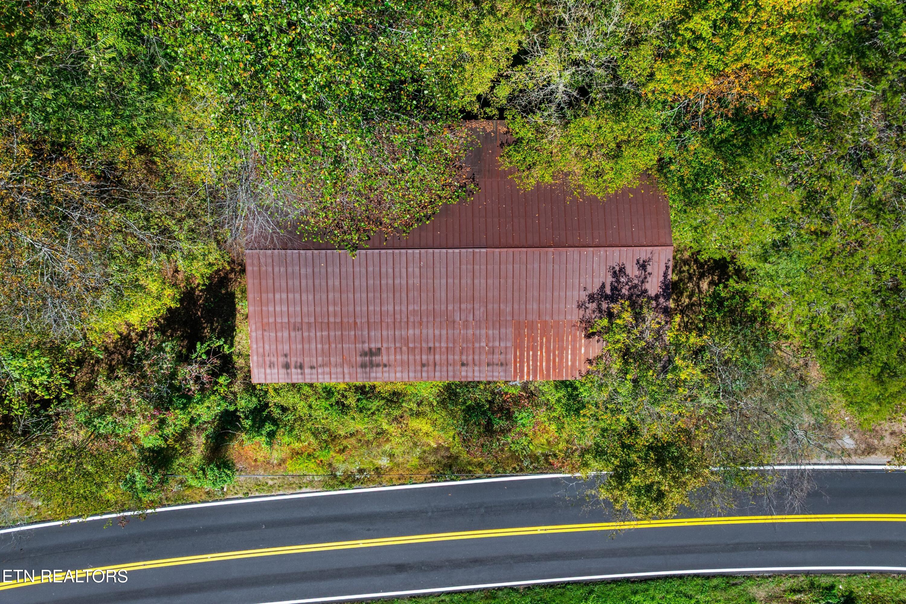 1435 Tn-33 Tazewell TN 37879