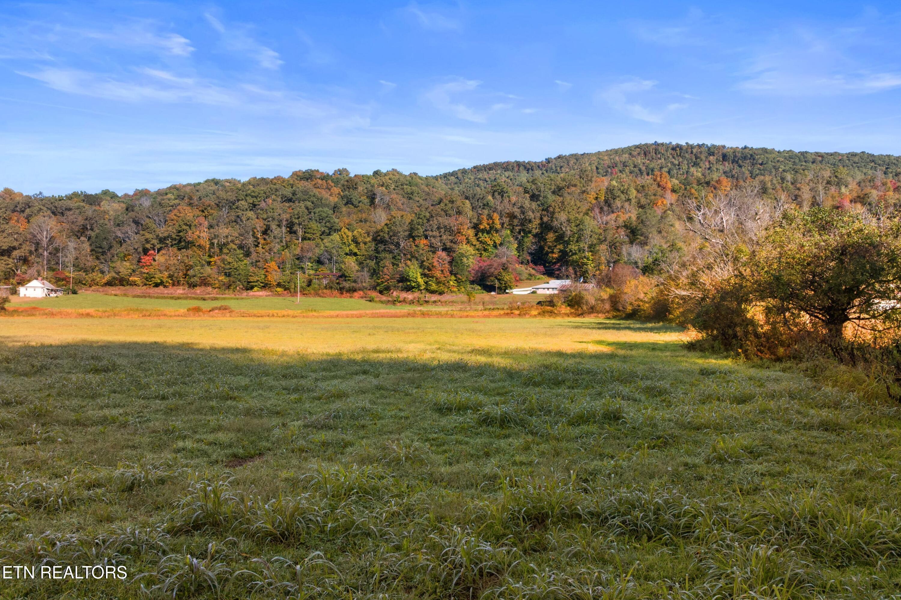 1435 Tn-33 Tazewell TN 37879