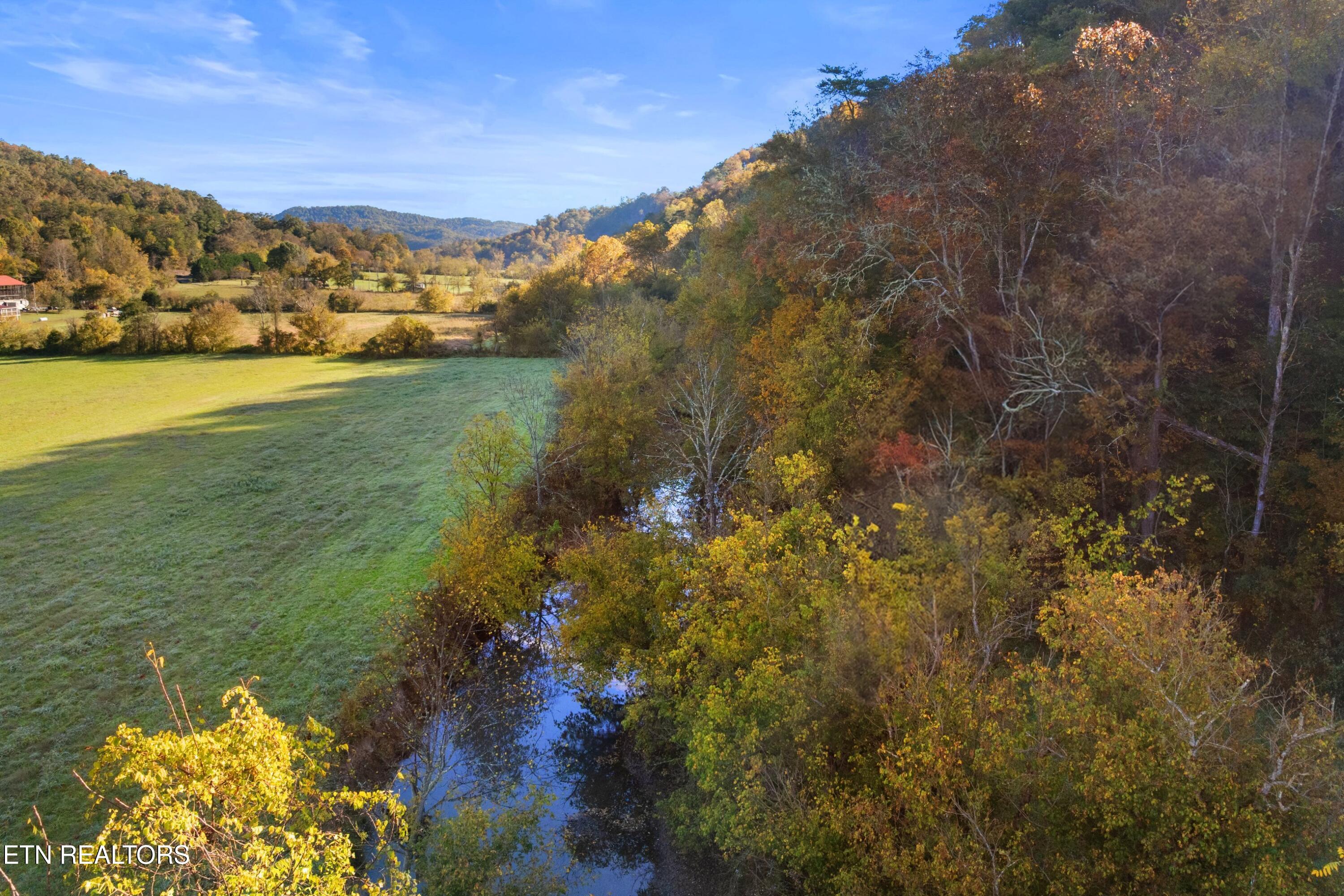 1435 Tn-33 Tazewell TN 37879